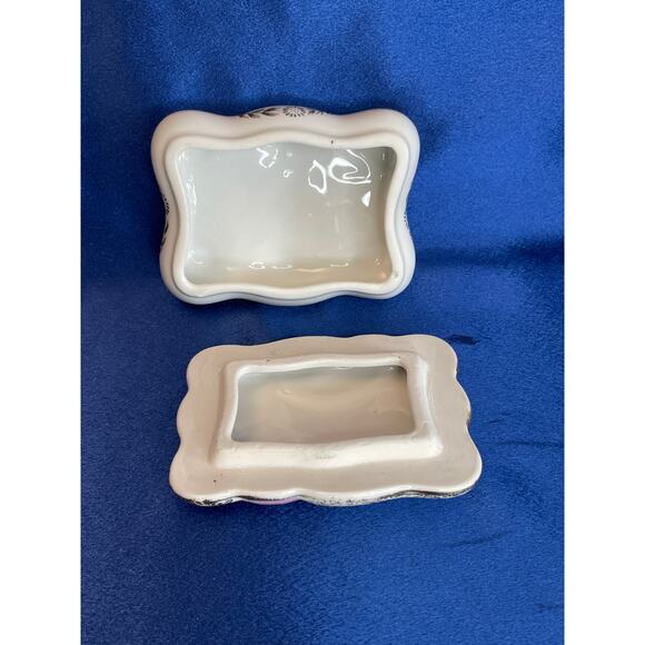 Vintage Rectangle Pink and White Porcelain Trinket Box Japan - Picture 7 of 9